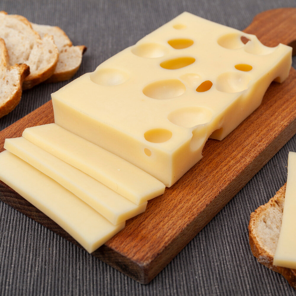 French Emmental Cheese 100 Gr Queen Deli French Emmental Cheese 100 Gr Queen Deli
